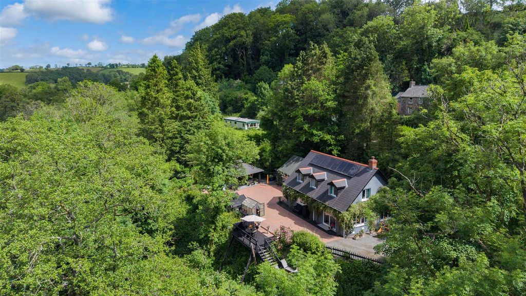 Property photo 1 of 33 Dji_20260529112917_0009_D.Jpg