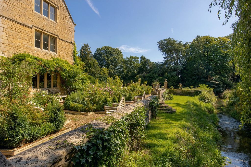 Property photo 3 of 18 Harpers Brook