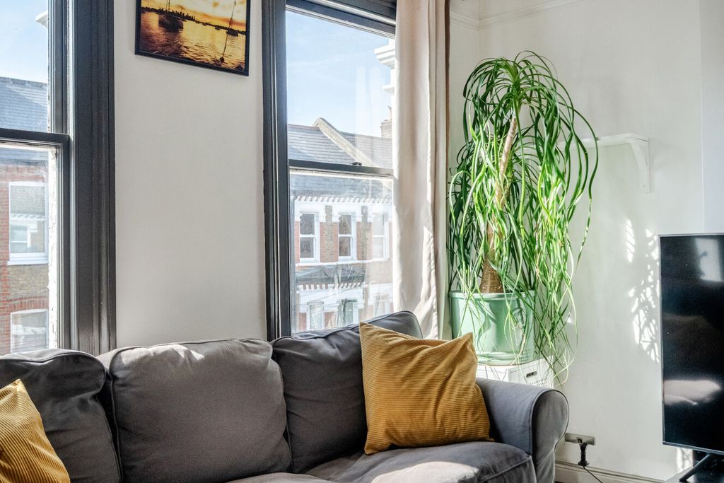 Property photo 3 of 18 1500364-5-6A70532...