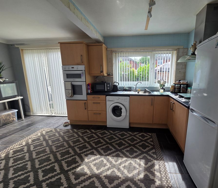 Property photo 3 of 19