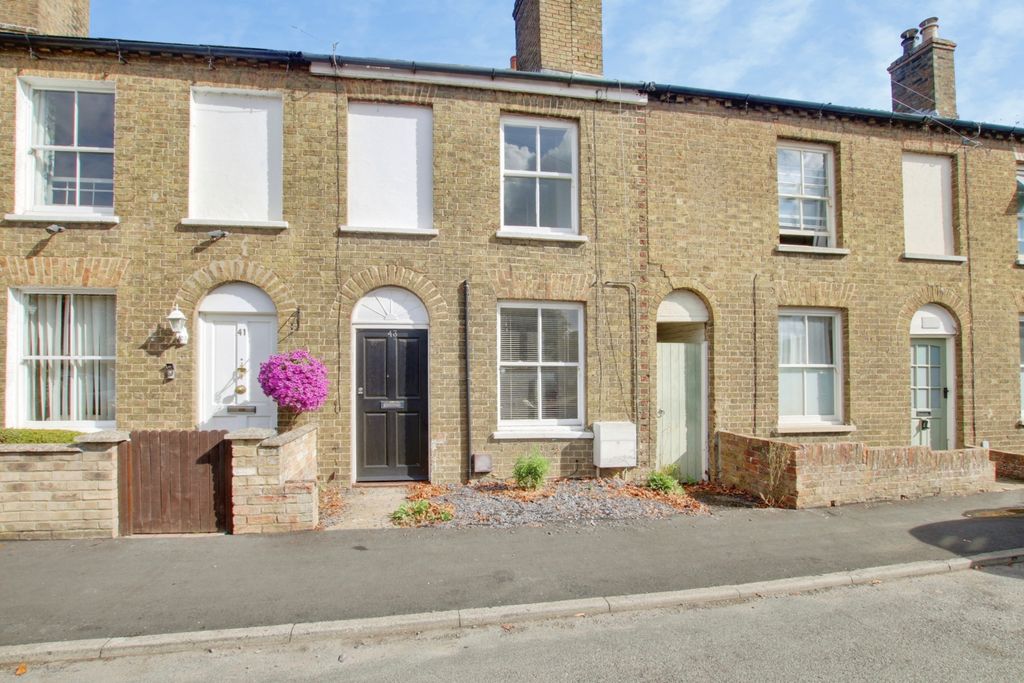 Property photo 1 of 9