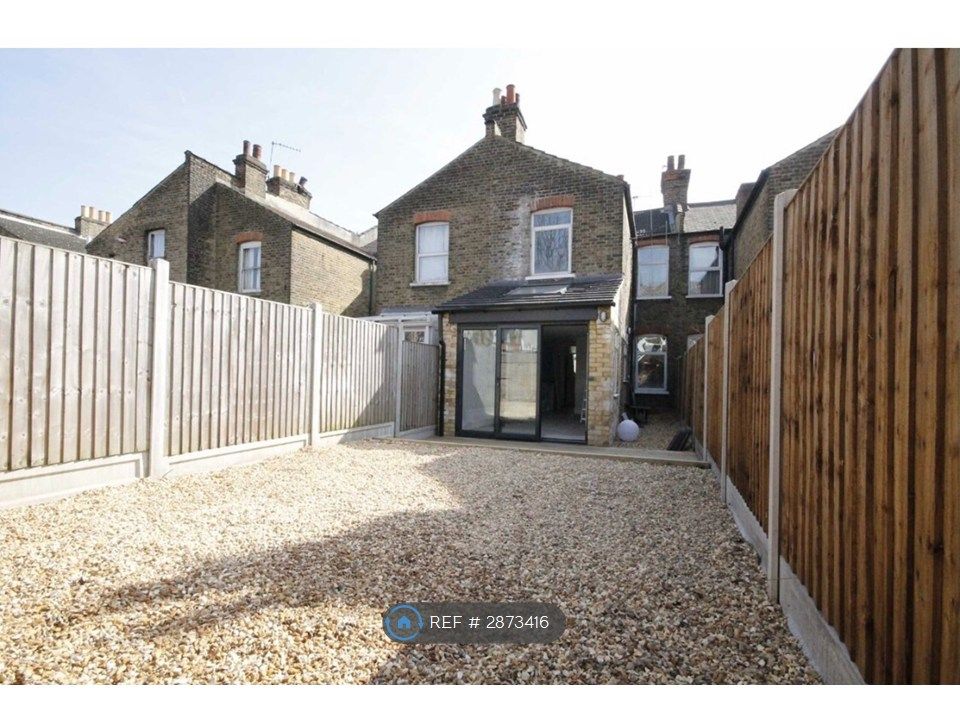 Property photo 3 of 8