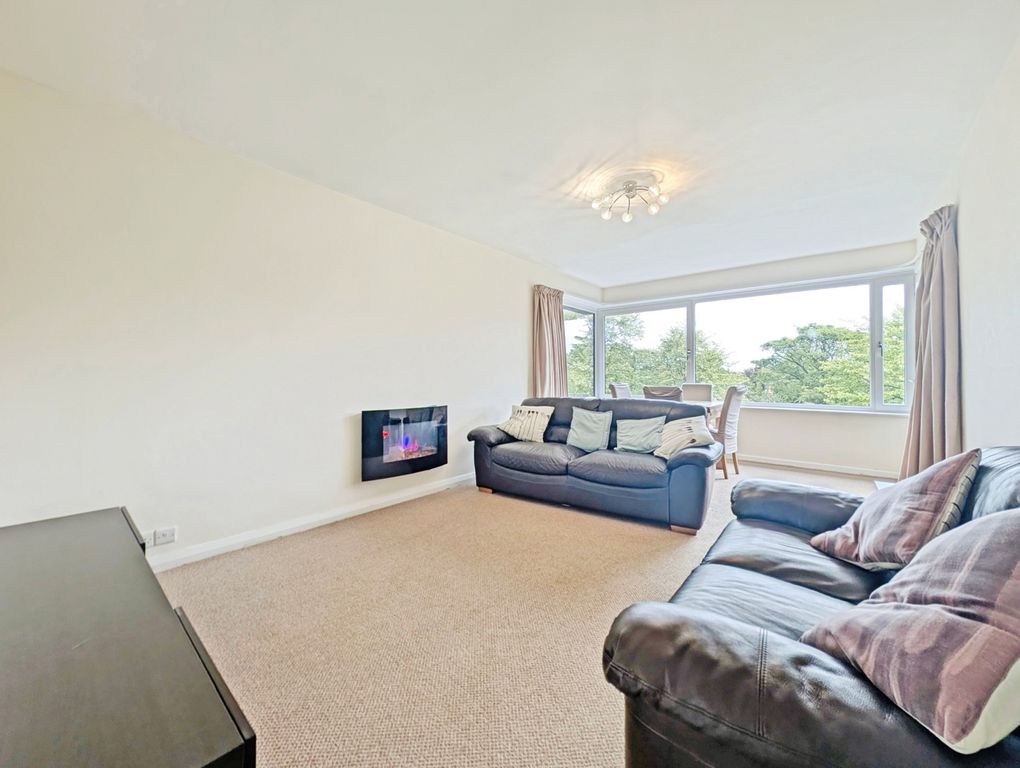 Property photo 3 of 14 Photo