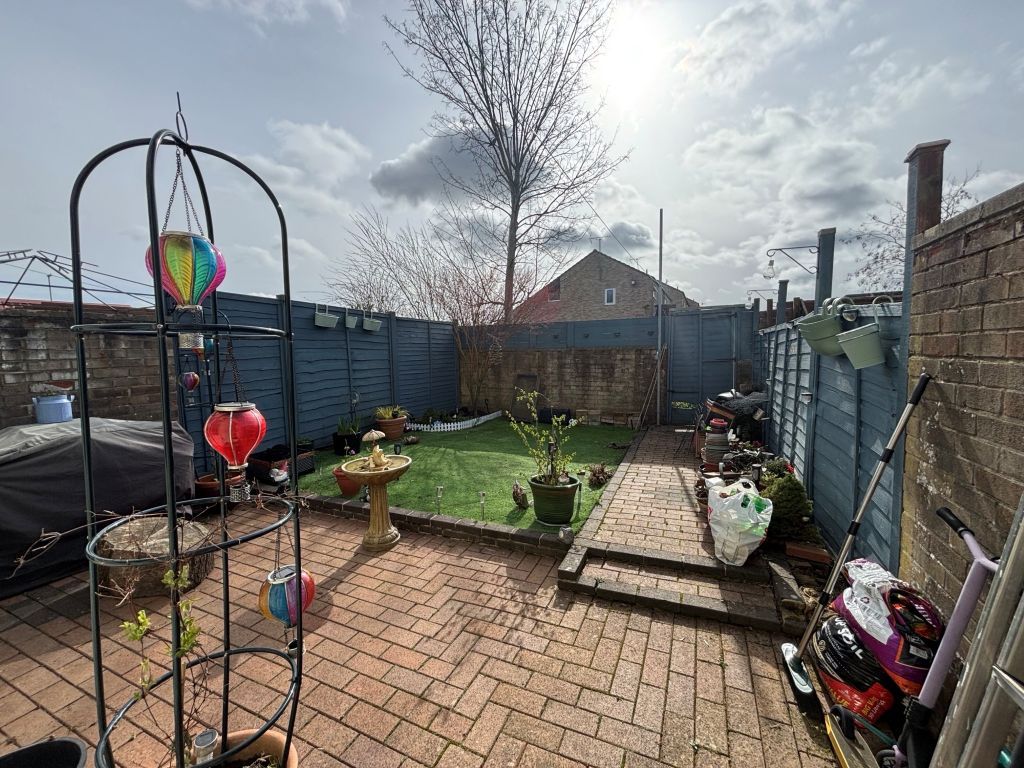 Property photo 2 of 9