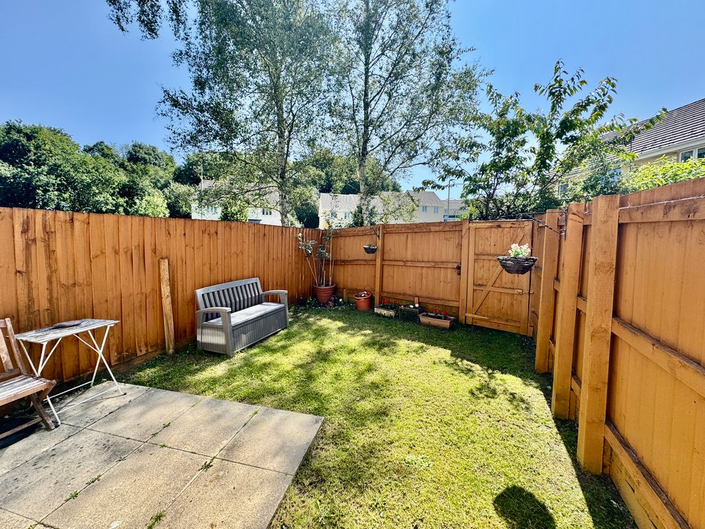 Property photo 2 of 19 Garden d.