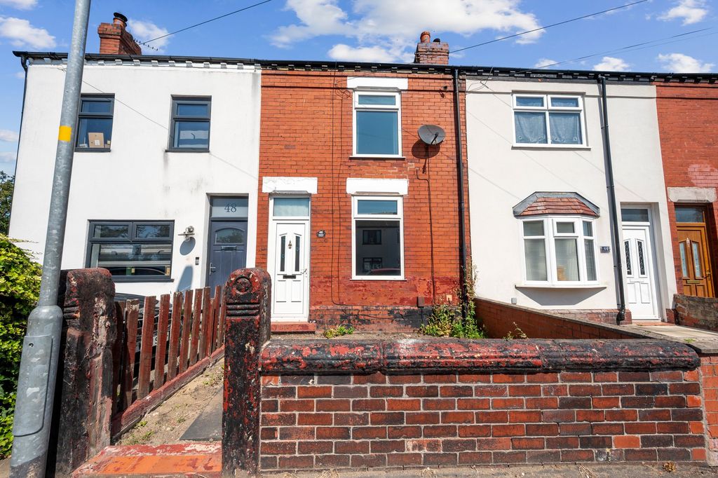 Property photo 1 of 18
