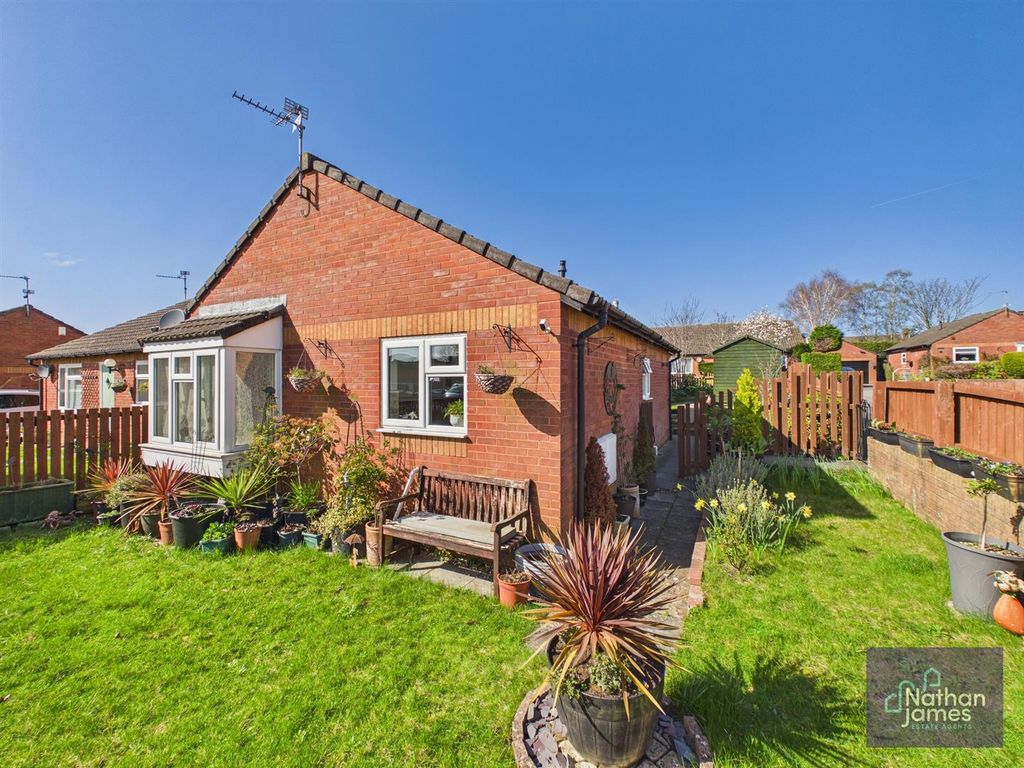 Property photo 1 of 13 Front