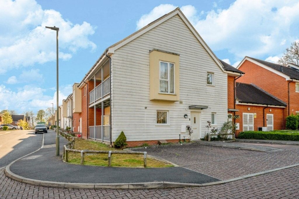 Property photo 1 of 25 Picture No. 05