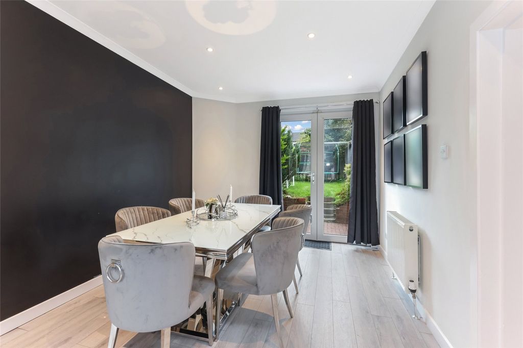 Property photo 3 of 20 Picture No. 05