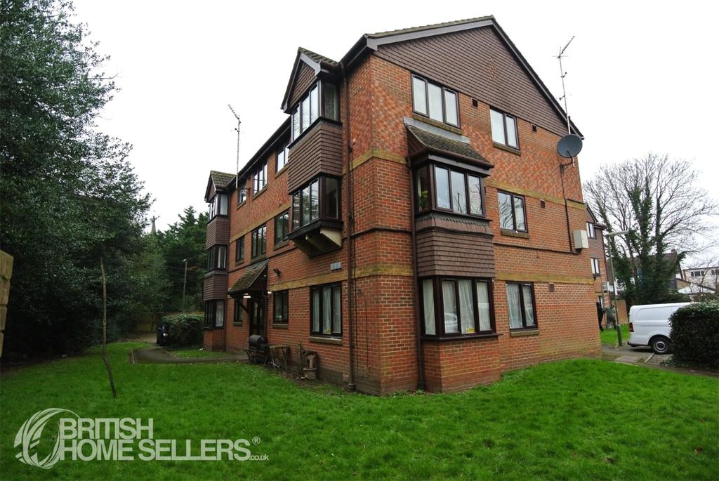Property photo 1 of 9 Picture No. 05