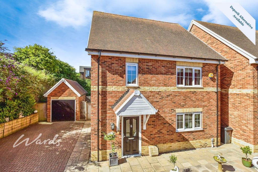 Property photo 1 of 17 Front