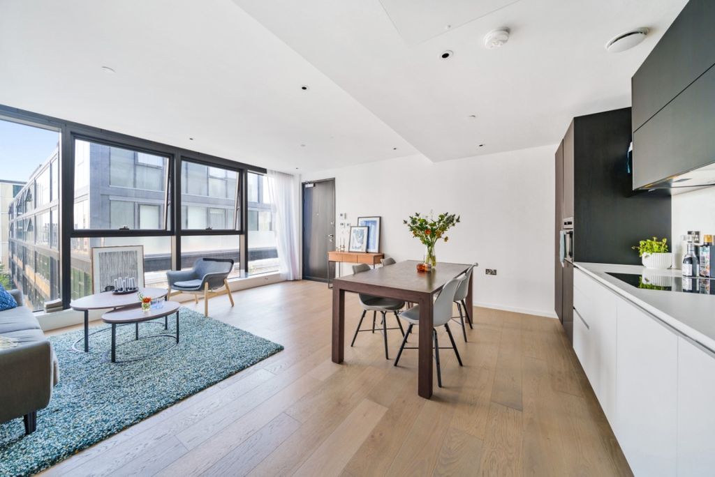 Property photo 1 of 6 1014553 (3)