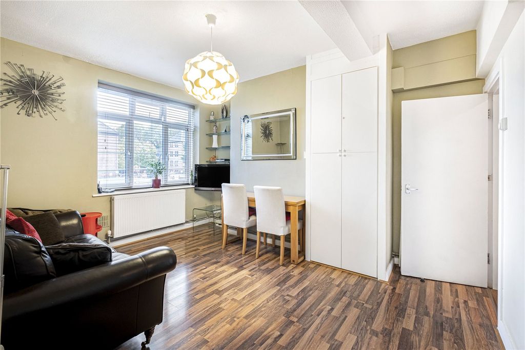 Property photo 1 of 10 Reception Room