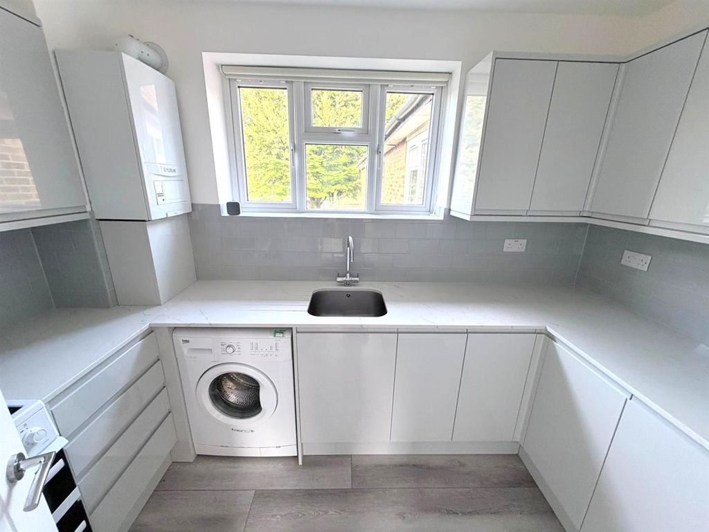 Property photo 1 of 15 A0452A8B-8c12-4270-95Fe-61A2d78668Fd.Jpg