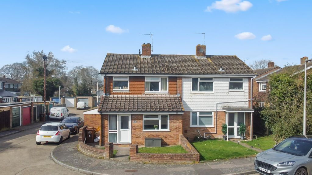 Property photo 1 of 17 4077802