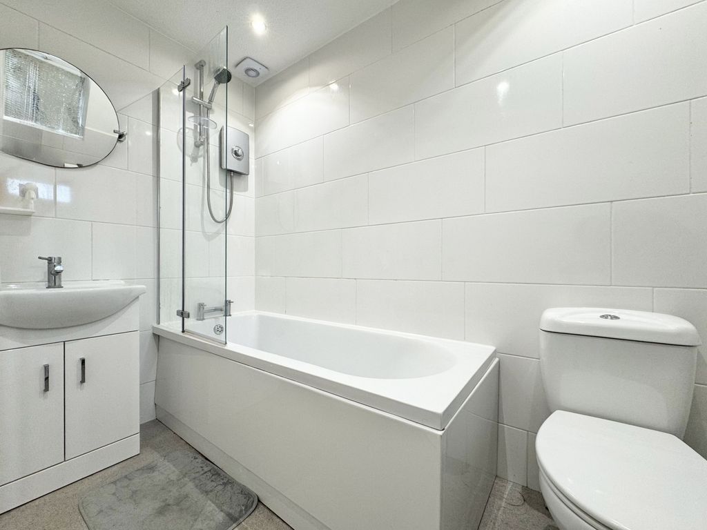 Property photo 2 of 11 Akeman Residential