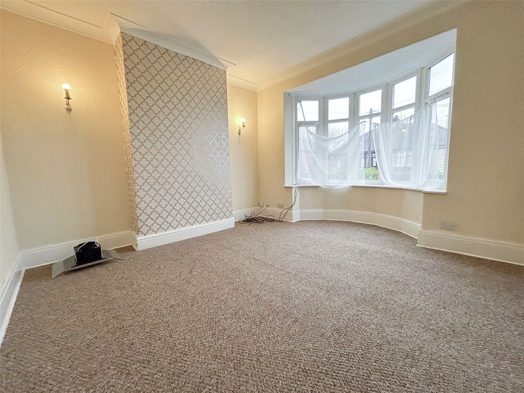 Property photo 2 of 8 Living Room