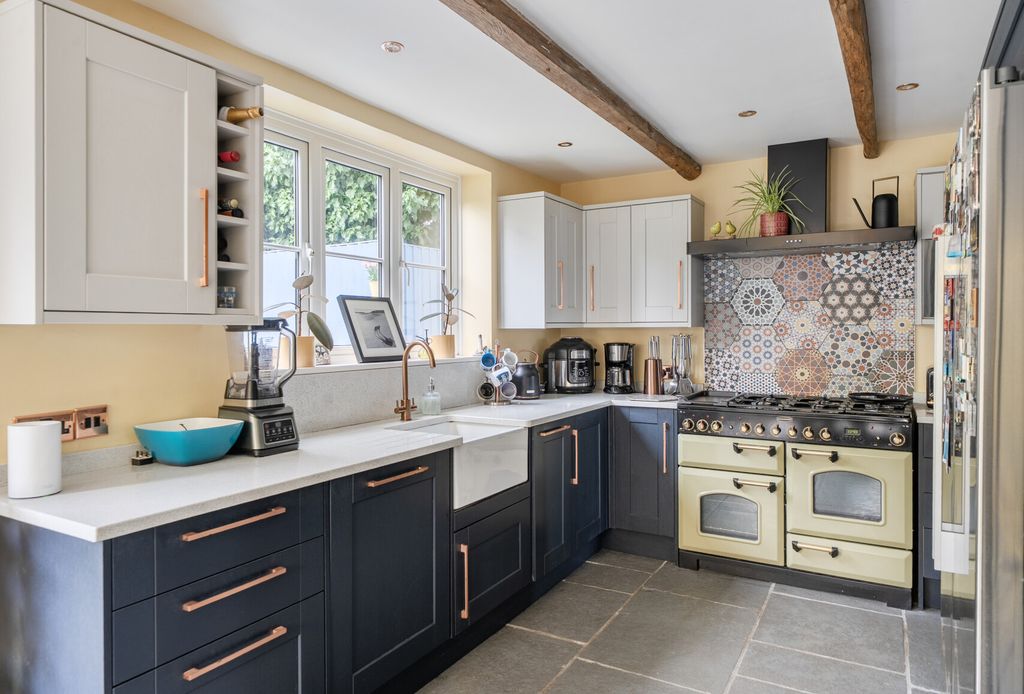 Property photo 3 of 19 1482630-14-6A3Fcb...