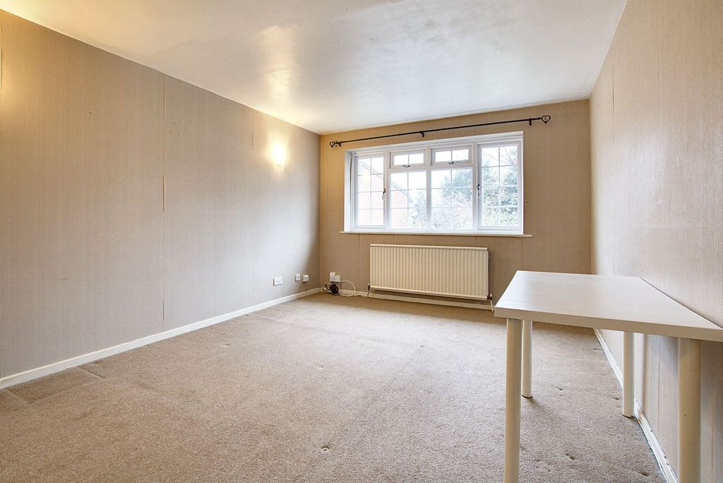 Property photo 3 of 21