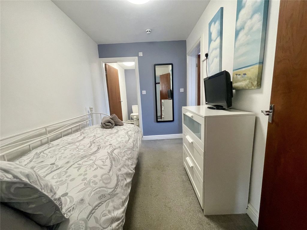Additional image 16 of 2 bed flat for saleSouth Marine Drive, Bridlington, East Yorkshire YO15
