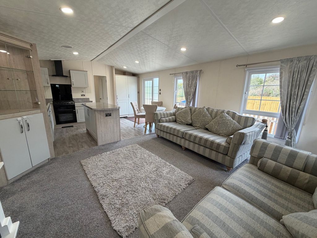 Property photo 3 of 13 Picture No. 08