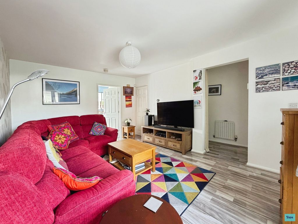 Property photo 3 of 20 9