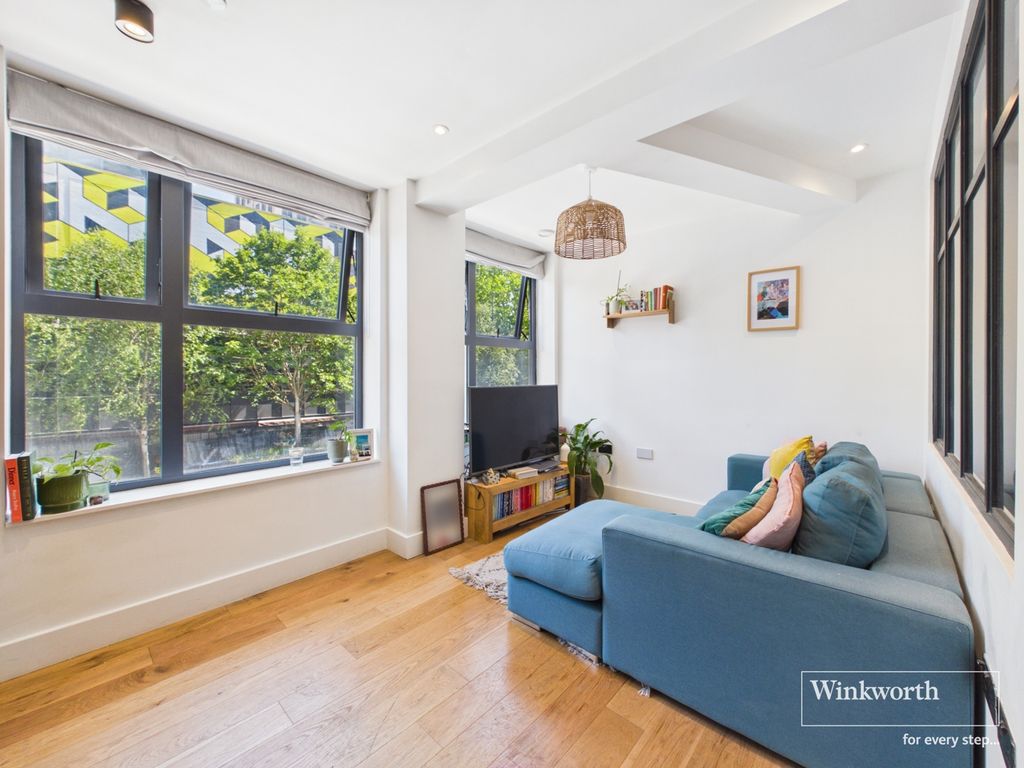 Property photo 1 of 8 Open Plan Living