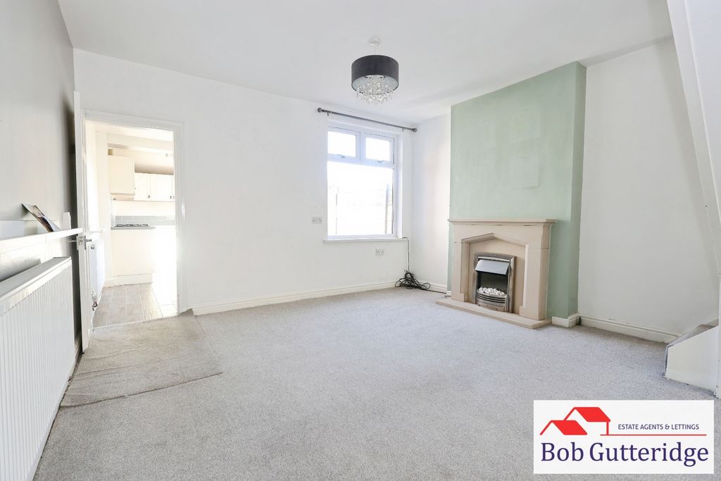 Property photo 3 of 17 Open Plan Lounge / Dining Room