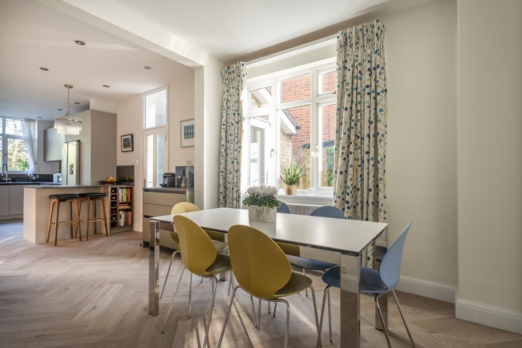 Property photo 2 of 40 Breakfast Area A