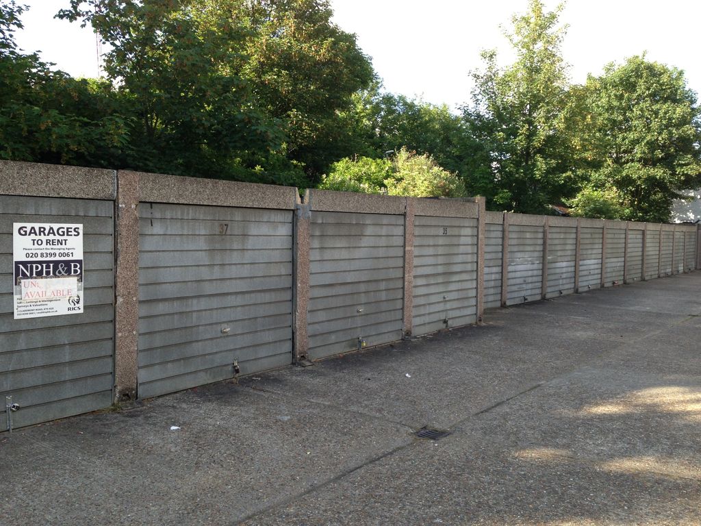 Property photo 1 of 1