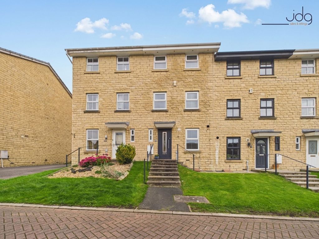 Property photo 1 of 18 Welcome To Masonfield Crescent