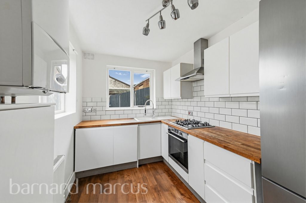 Property photo 3 of 7 Image