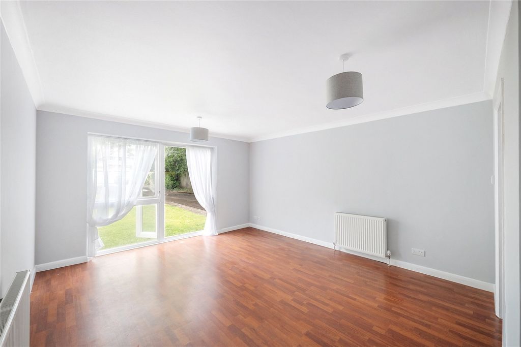 Property photo 1 of 10 Picture No. 07