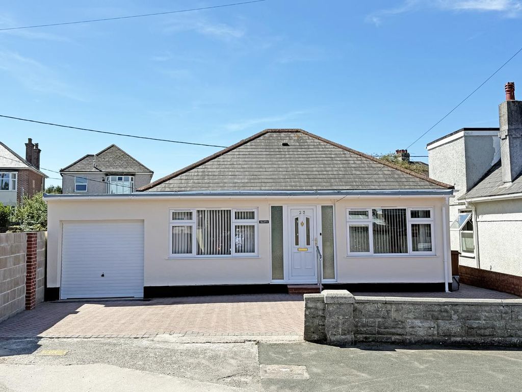 Property photo 1 of 20 Coleridge Avenue 23 - Front...Jpg