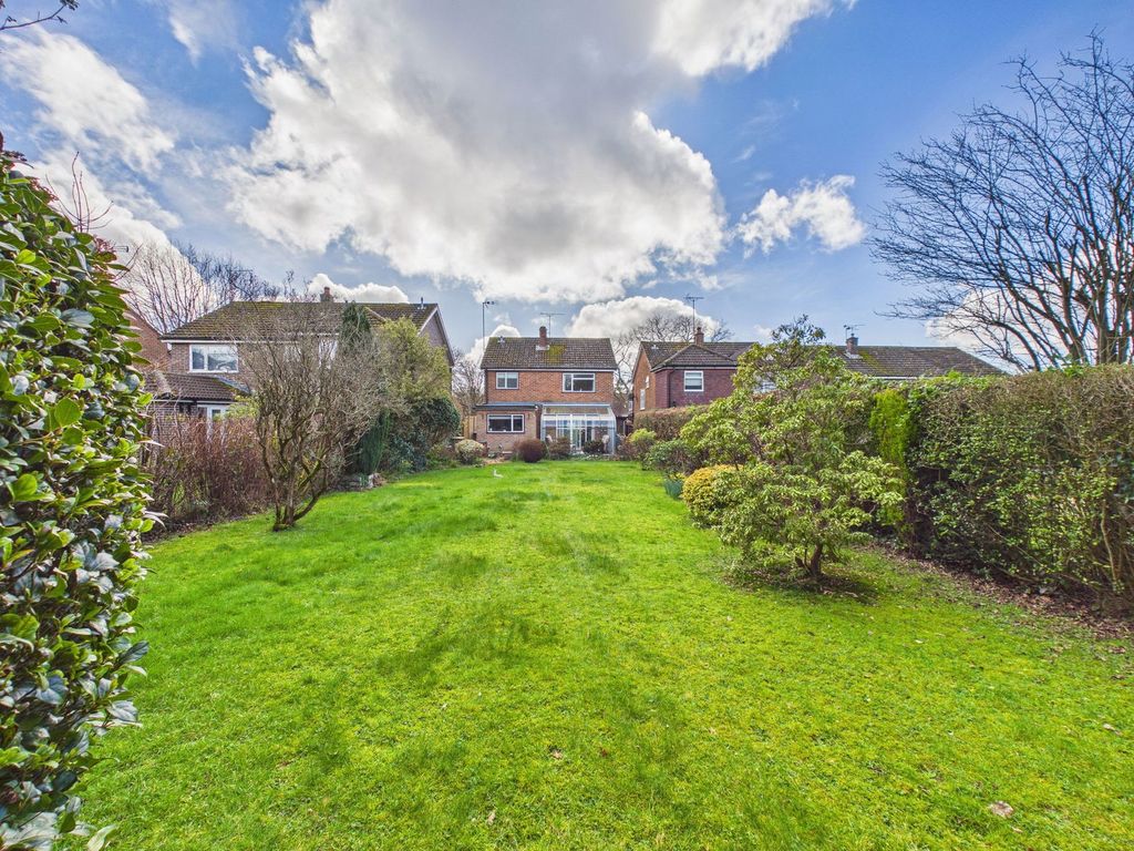 Property photo 2 of 11