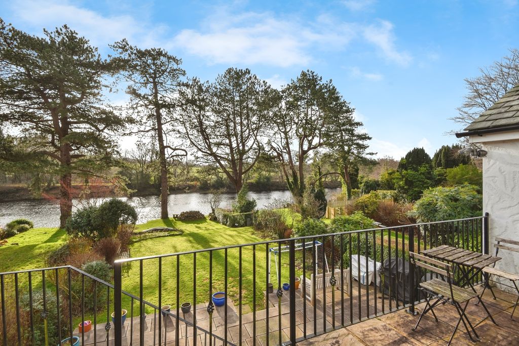 Property photo 2 of 20 River &amp; Garden