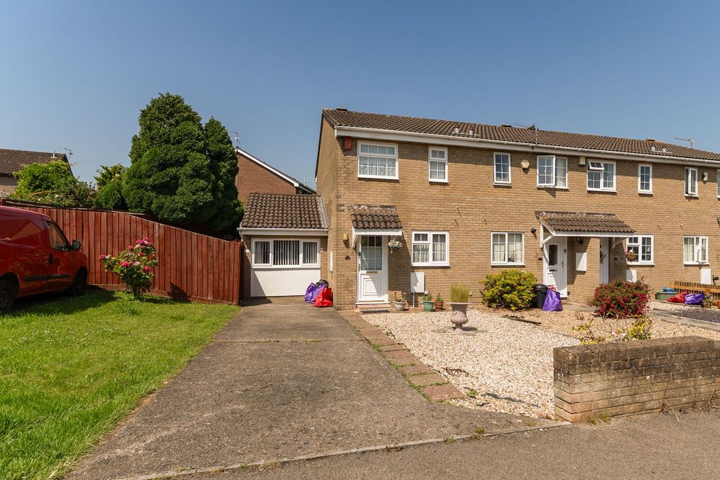 Property photo 1 of 18