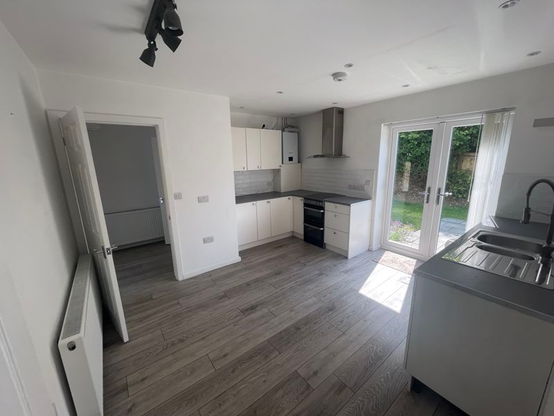 Property photo 3 of 8 Photo 3