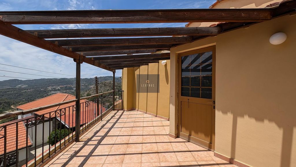 Property photo 3 of 26