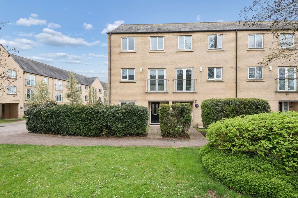 Property photo 1 of 21