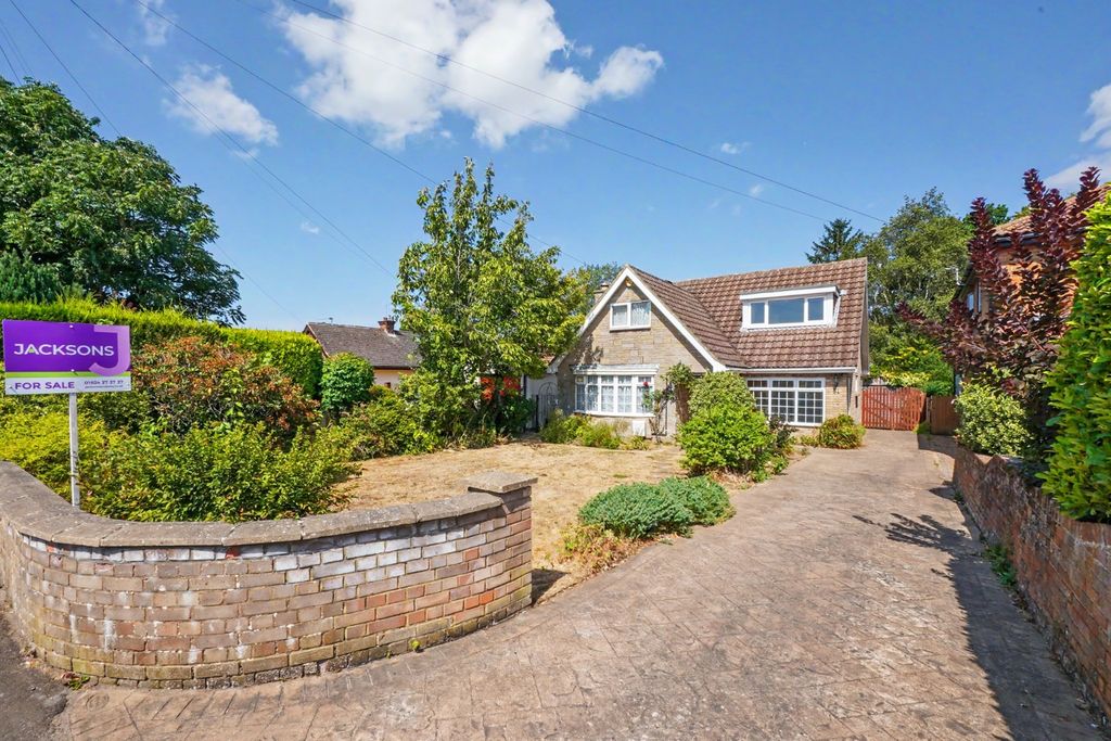 Property photo 1 of 27 5267982