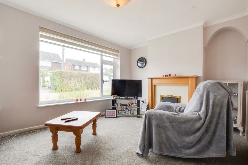 Property photo 2 of 22