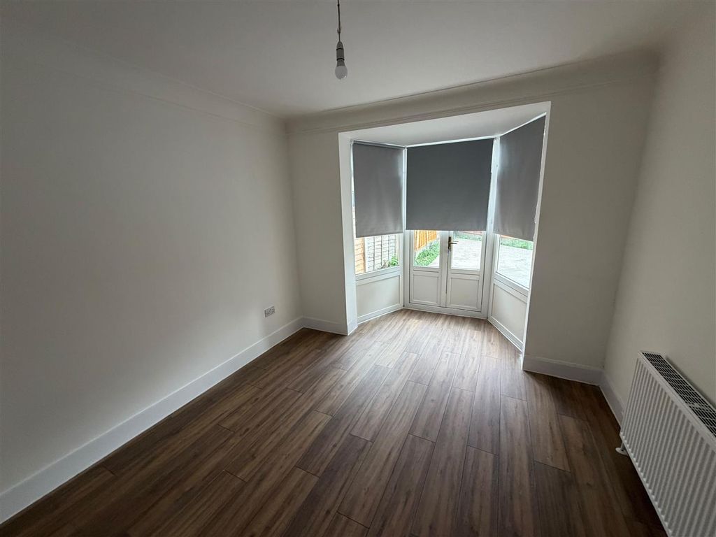 Property photo 3 of 7 Img_0847.Jpg