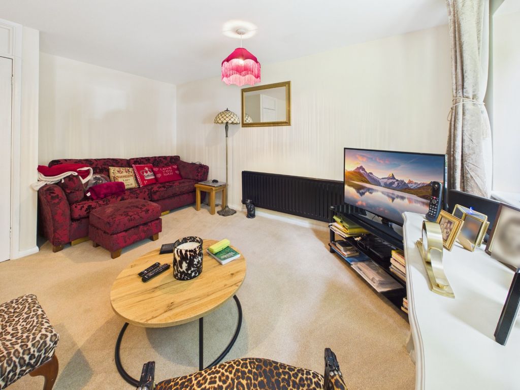 Property photo 1 of 11 5223341