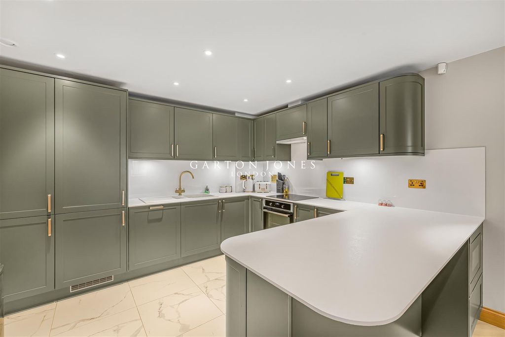 Property photo 2 of 13 Kitchen.Jpg