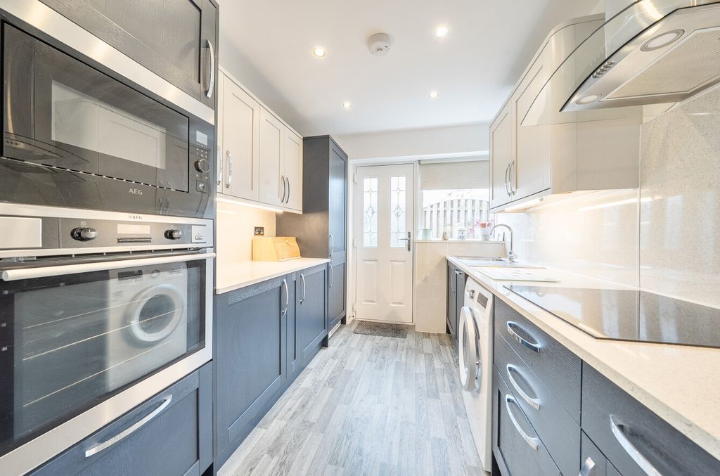 Property photo 2 of 21 1459945-15-6A0c3E...