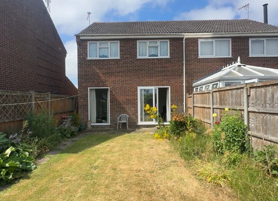 Property photo 2 of 11