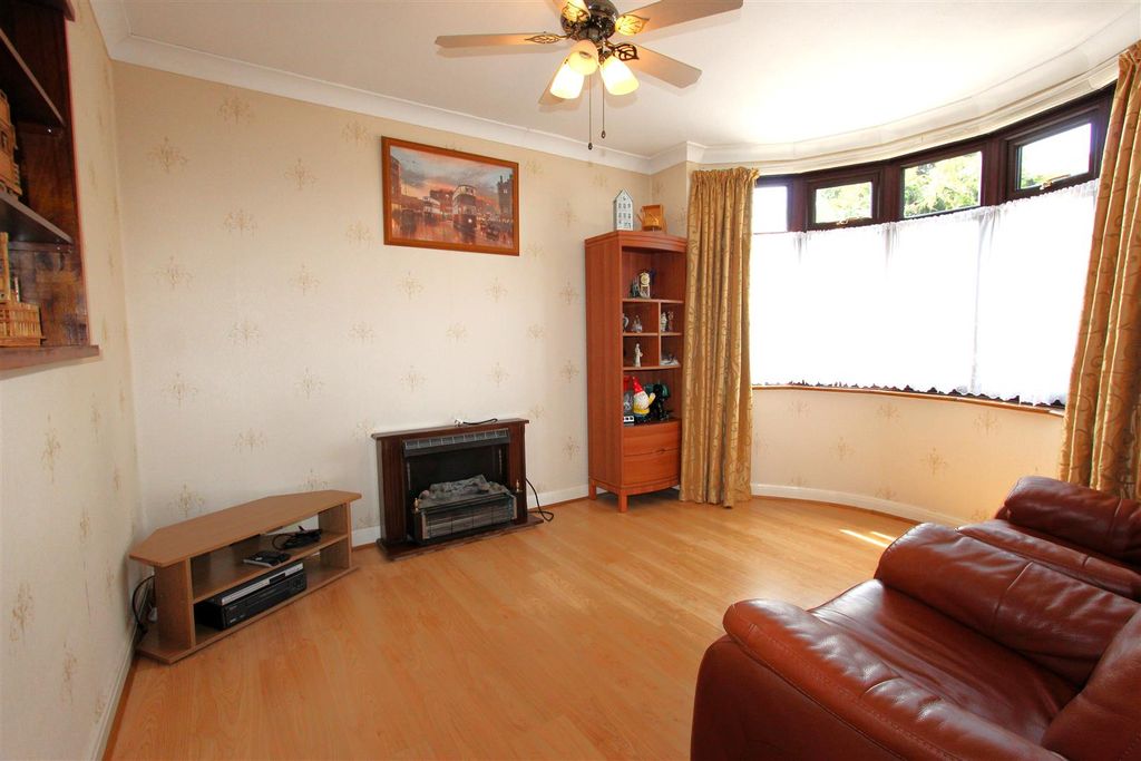 Property photo 2 of 19 6.Jpg