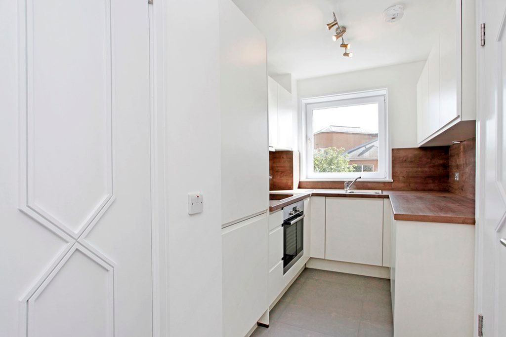 Property photo 2 of 16 Kitchen
