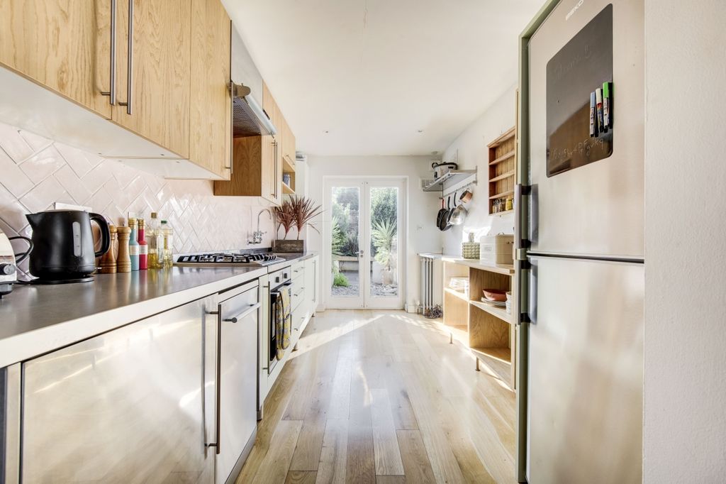 Property photo 3 of 40 _Dsc5581_2_3_4_5